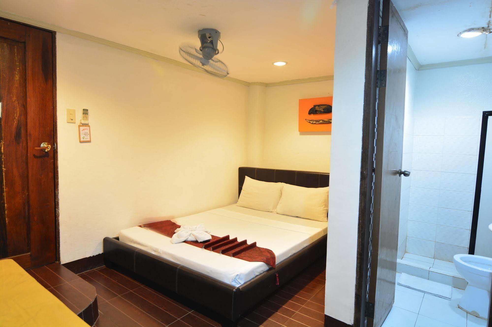 Kawayanan Heights Inn Coron Buitenkant foto