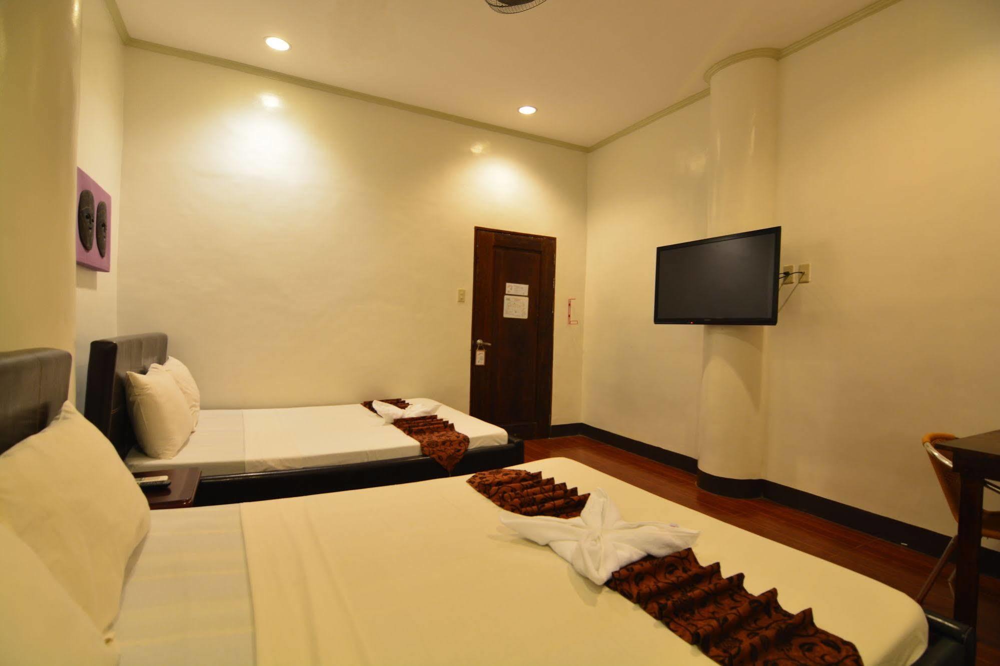 Kawayanan Heights Inn Coron Buitenkant foto