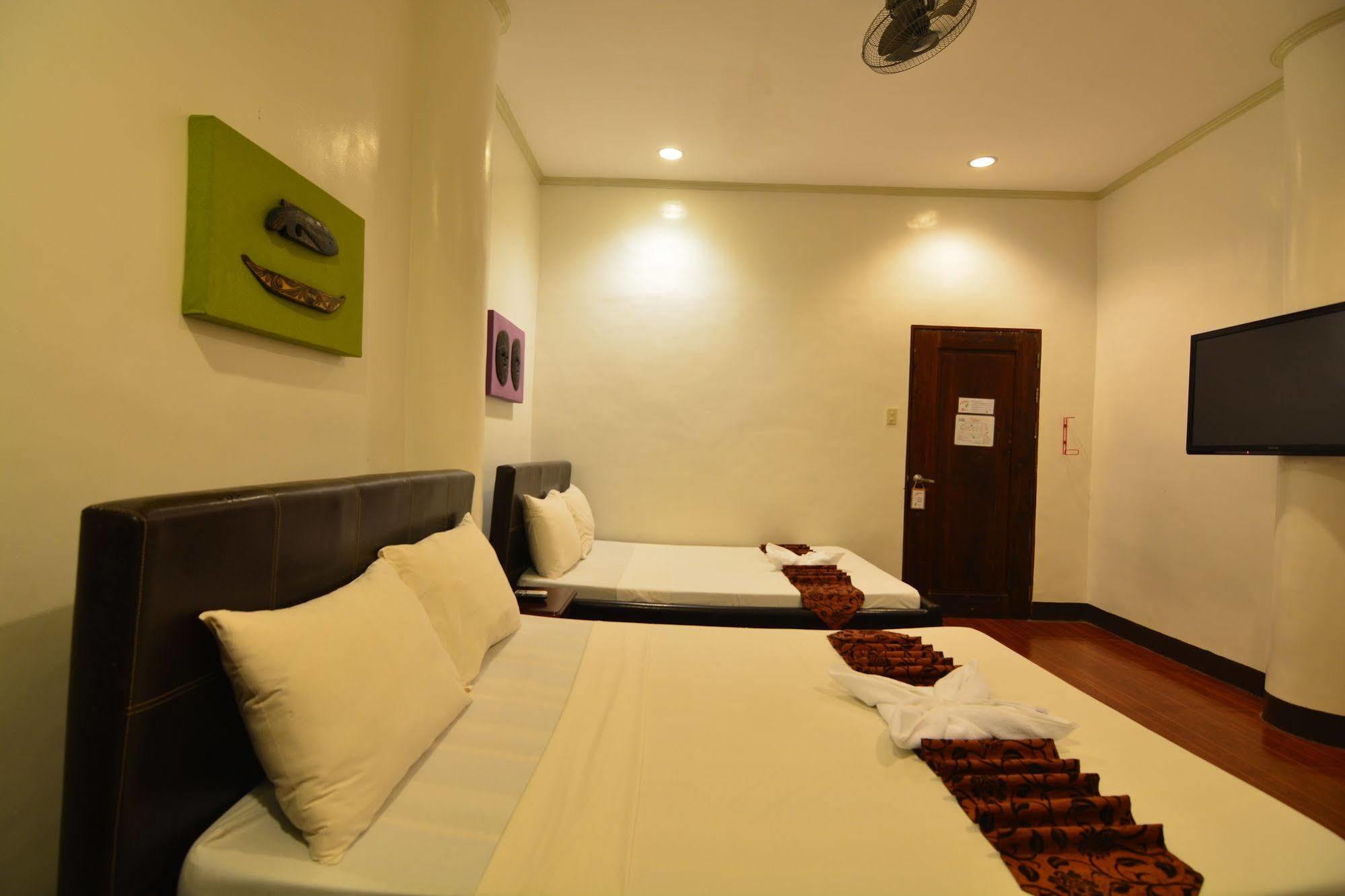 Kawayanan Heights Inn Coron Buitenkant foto