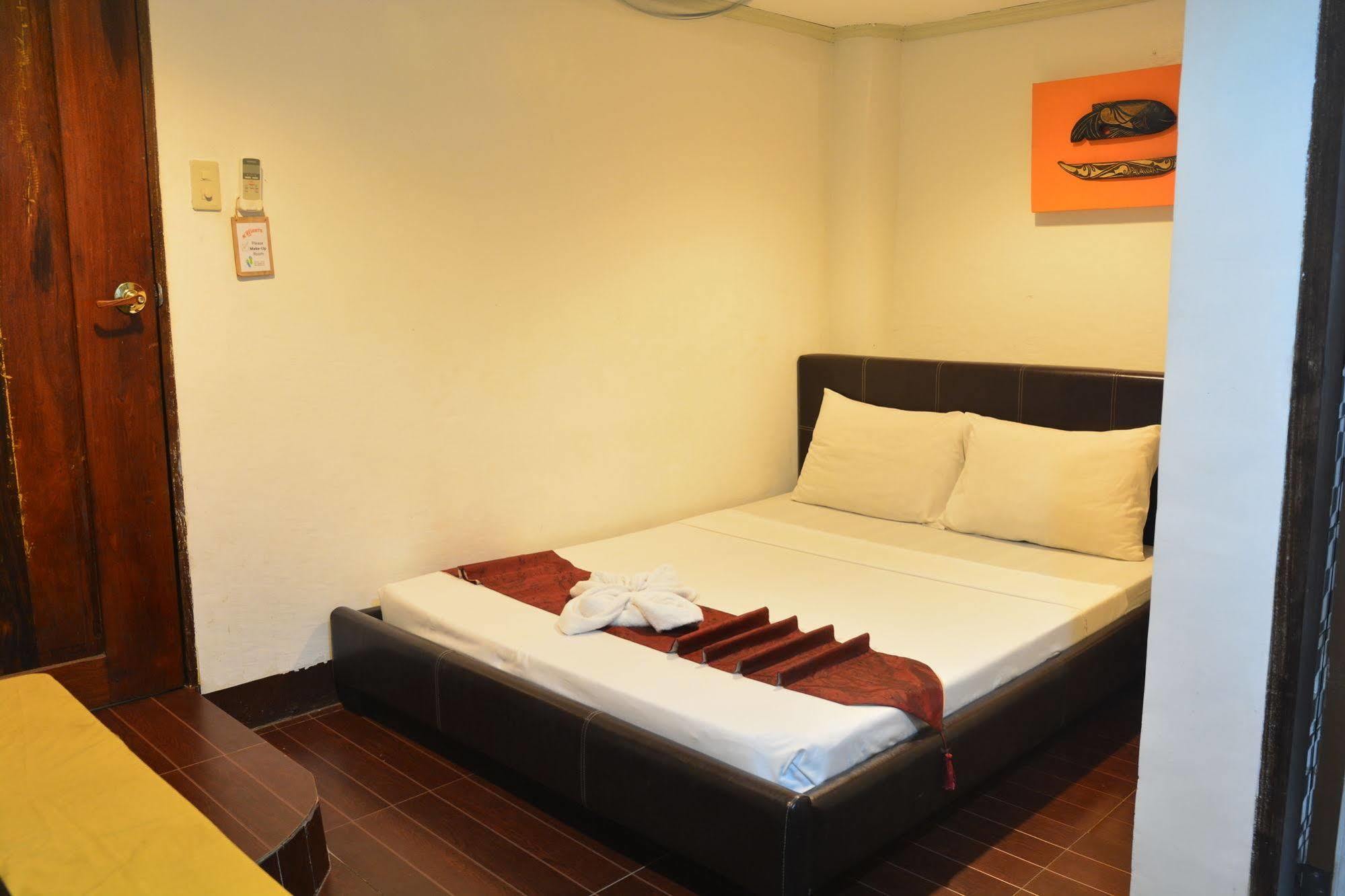 Kawayanan Heights Inn Coron Buitenkant foto