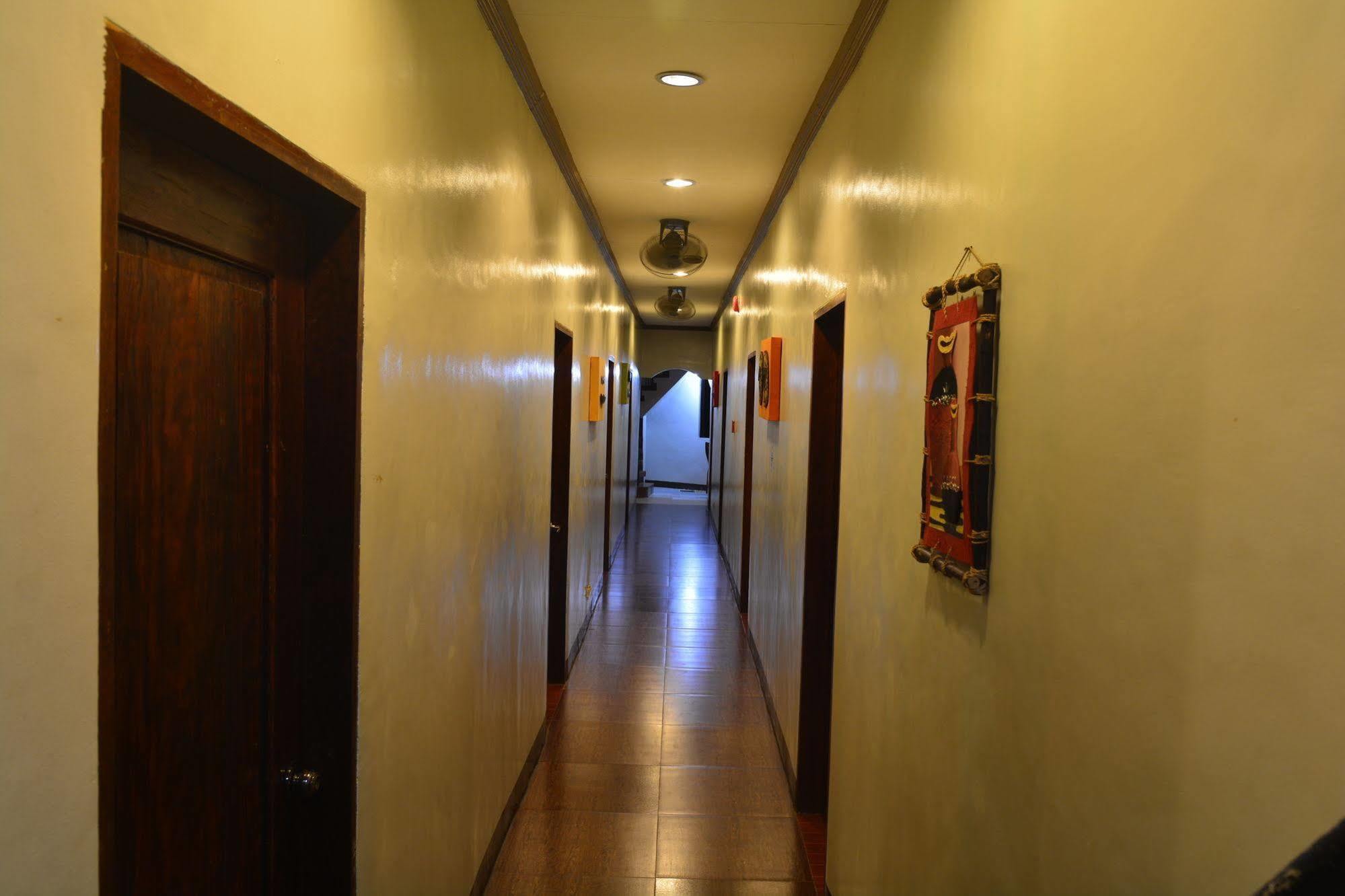 Kawayanan Heights Inn Coron Buitenkant foto